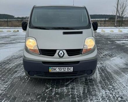 Сірий Рено Трафік, об'ємом двигуна 2 л та пробігом 280 тис. км за 7200 $, фото 2 на Automoto.ua