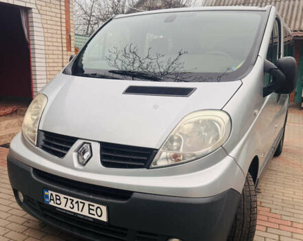 Сірий Рено Трафік, об'ємом двигуна 2 л та пробігом 205 тис. км за 10200 $, фото 4 на Automoto.ua