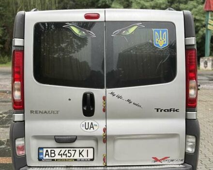 Серый Рено Трафик, объемом двигателя 2 л и пробегом 340 тыс. км за 10000 $, фото 5 на Automoto.ua