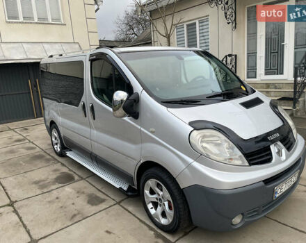 Серый Рено Трафик, объемом двигателя 2.5 л и пробегом 227 тыс. км за 9700 $, фото 13 на Automoto.ua
