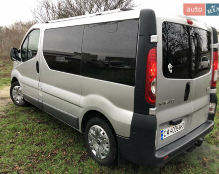 Сірий Рено Трафік, об'ємом двигуна 2 л та пробігом 271 тис. км за 8900 $, фото 1 на Automoto.ua