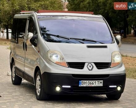 Сірий Рено Трафік, об'ємом двигуна 2.5 л та пробігом 367 тис. км за 6999 $, фото 2 на Automoto.ua
