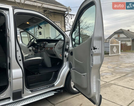 Серый Рено Трафик, объемом двигателя 2.5 л и пробегом 227 тыс. км за 9700 $, фото 53 на Automoto.ua