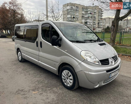 Серый Рено Трафик, объемом двигателя 2.46 л и пробегом 217 тыс. км за 8150 $, фото 2 на Automoto.ua