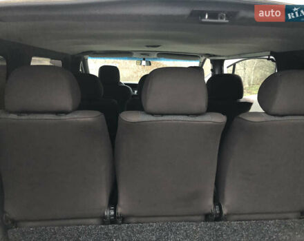 Сірий Рено Трафік, об'ємом двигуна 2 л та пробігом 271 тис. км за 8900 $, фото 28 на Automoto.ua