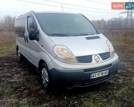 Серый Рено Трафик, объемом двигателя 2 л и пробегом 347 тыс. км за 9500 $, фото 2 на Automoto.ua