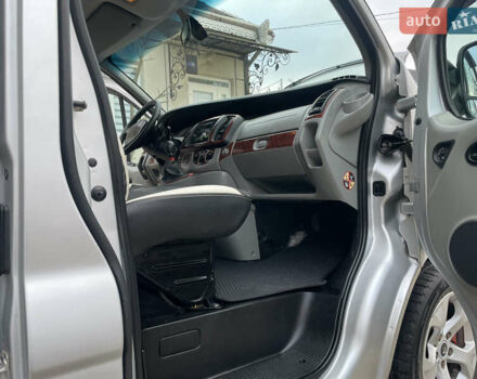 Серый Рено Трафик, объемом двигателя 2.5 л и пробегом 227 тыс. км за 9700 $, фото 48 на Automoto.ua