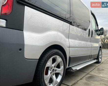 Серый Рено Трафик, объемом двигателя 2.5 л и пробегом 227 тыс. км за 9700 $, фото 7 на Automoto.ua
