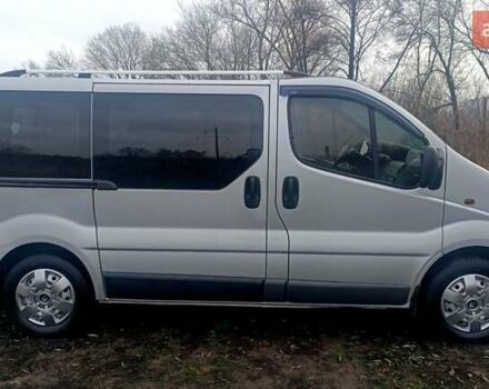 Серый Рено Трафик, объемом двигателя 2 л и пробегом 347 тыс. км за 9500 $, фото 6 на Automoto.ua