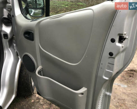 Сірий Рено Трафік, об'ємом двигуна 2 л та пробігом 271 тис. км за 8900 $, фото 19 на Automoto.ua