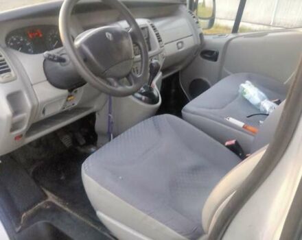 Сірий Рено Трафік, об'ємом двигуна 2 л та пробігом 340 тис. км за 9000 $, фото 4 на Automoto.ua