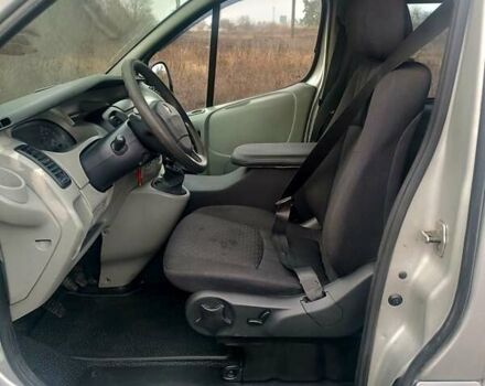 Серый Рено Трафик, объемом двигателя 2 л и пробегом 347 тыс. км за 9500 $, фото 8 на Automoto.ua