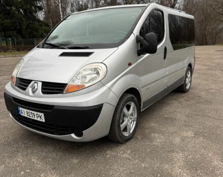 Серый Рено Трафик, объемом двигателя 2.5 л и пробегом 263 тыс. км за 9600 $, фото 1 на Automoto.ua