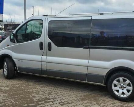 Серый Рено Трафик, объемом двигателя 2 л и пробегом 370 тыс. км за 9900 $, фото 1 на Automoto.ua