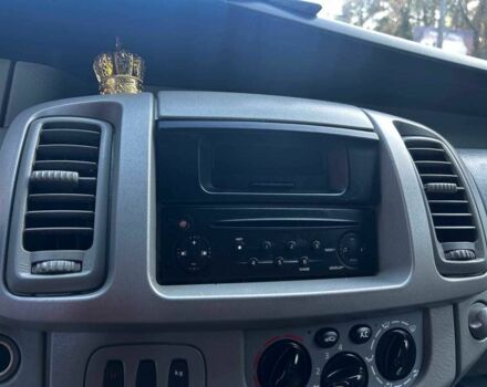 Серый Рено Трафик, объемом двигателя 2 л и пробегом 275 тыс. км за 9500 $, фото 10 на Automoto.ua