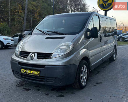 Серый Рено Трафик, объемом двигателя 2 л и пробегом 275 тыс. км за 9500 $, фото 2 на Automoto.ua
