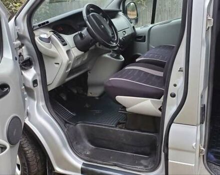 Серый Рено Трафик, объемом двигателя 2 л и пробегом 369 тыс. км за 9700 $, фото 4 на Automoto.ua