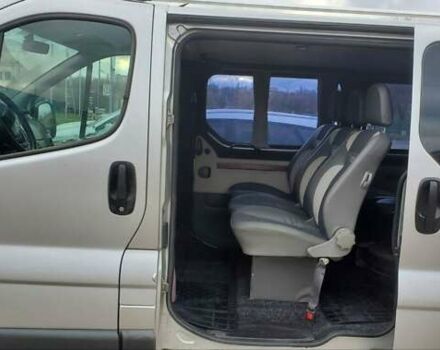 Серый Рено Трафик, объемом двигателя 2 л и пробегом 370 тыс. км за 9900 $, фото 5 на Automoto.ua