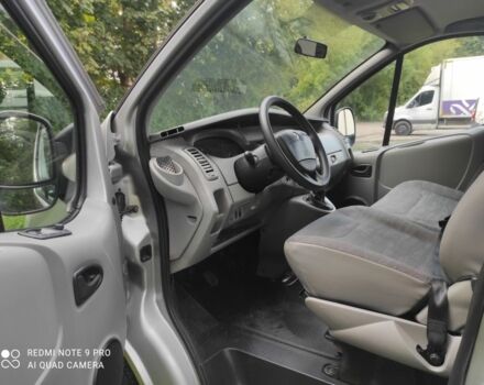 Рено Трафик 2008 в Львове на Automoto.ua Серый Рено Трафик, объемом двигателя 2 л и пробегом 338 тыс. км за 10489 $, фото 4 на Automoto.ua