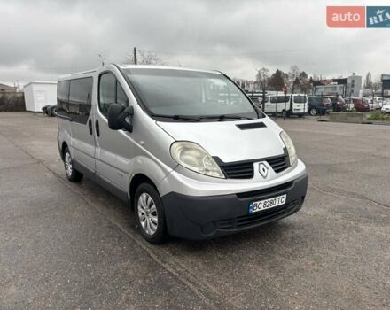 Серый Рено Трафик, объемом двигателя 2 л и пробегом 284 тыс. км за 9900 $, фото 11 на Automoto.ua