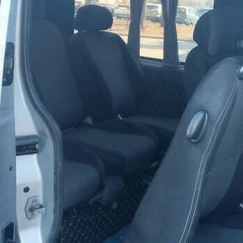 Серый Рено Трафик, объемом двигателя 2.46 л и пробегом 400 тыс. км за 7900 $, фото 6 на Automoto.ua