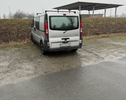 Рено Трафік 2008 у Шепетовке на Automoto.ua Сірий Рено Трафік, об'ємом двигуна 2.5 л та пробігом 339 тис. км за 8400 $, фото 3 на Automoto.ua