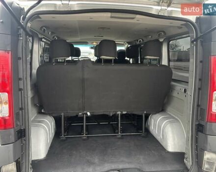 Серый Рено Трафик, объемом двигателя 2 л и пробегом 284 тыс. км за 9900 $, фото 22 на Automoto.ua