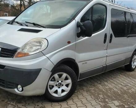 Серый Рено Трафик, объемом двигателя 2 л и пробегом 370 тыс. км за 9900 $, фото 11 на Automoto.ua