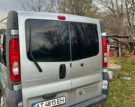 Серый Рено Трафик, объемом двигателя 2 л и пробегом 350 тыс. км за 7500 $, фото 1 на Automoto.ua