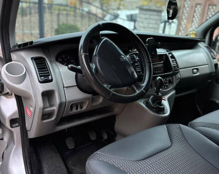 Сірий Рено Трафік, об'ємом двигуна 2 л та пробігом 375 тис. км за 8000 $, фото 14 на Automoto.ua