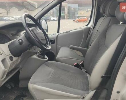 Сірий Рено Трафік, об'ємом двигуна 2 л та пробігом 310 тис. км за 10000 $, фото 19 на Automoto.ua