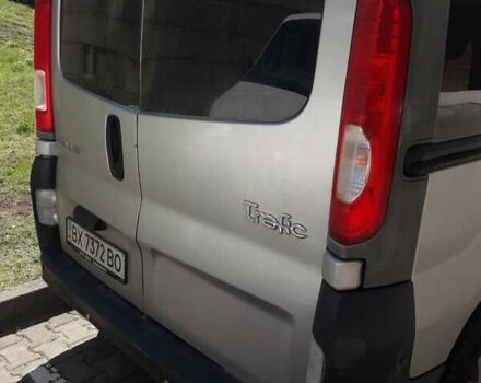 Сірий Рено Трафік, об'ємом двигуна 2 л та пробігом 293 тис. км за 11700 $, фото 16 на Automoto.ua