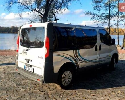 Серый Рено Трафик, объемом двигателя 2.5 л и пробегом 396 тыс. км за 9000 $, фото 7 на Automoto.ua