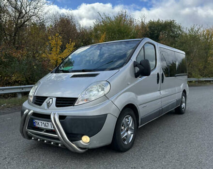 Серый Рено Трафик, объемом двигателя 2.5 л и пробегом 350 тыс. км за 9700 $, фото 5 на Automoto.ua