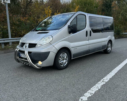 Серый Рено Трафик, объемом двигателя 2.5 л и пробегом 350 тыс. км за 9700 $, фото 1 на Automoto.ua