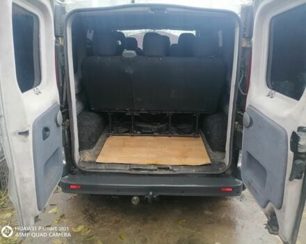 Сірий Рено Трафік, об'ємом двигуна 2 л та пробігом 330 тис. км за 10100 $, фото 1 на Automoto.ua