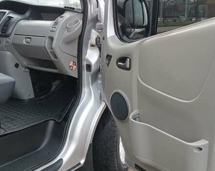 Серый Рено Трафик, объемом двигателя 2 л и пробегом 256 тыс. км за 11350 $, фото 30 на Automoto.ua