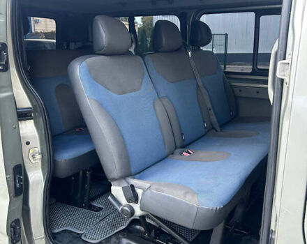 Рено Трафик 2011 в Киеве на Automoto.ua Серый Рено Трафик, объемом двигателя 2 л и пробегом 267 тыс. км за 13000 $, фото 10 на Automoto.ua