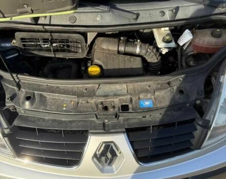 Серый Рено Трафик, объемом двигателя 2 л и пробегом 202 тыс. км за 7800 $, фото 14 на Automoto.ua