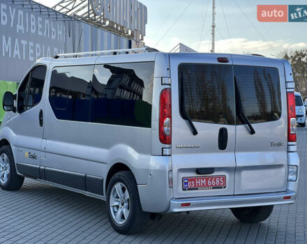 Серый Рено Трафик, объемом двигателя 2 л и пробегом 268 тыс. км за 14200 $, фото 8 на Automoto.ua