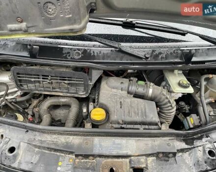 Сірий Рено Трафік, об'ємом двигуна 2 л та пробігом 311 тис. км за 9999 $, фото 17 на Automoto.ua