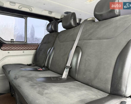 Серый Рено Трафик, объемом двигателя 2.5 л и пробегом 329 тыс. км за 11000 $, фото 65 на Automoto.ua