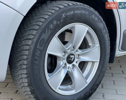 Серый Рено Трафик, объемом двигателя 2 л и пробегом 268 тыс. км за 14200 $, фото 20 на Automoto.ua