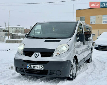 Серый Рено Трафик, объемом двигателя 2.5 л и пробегом 329 тыс. км за 11000 $, фото 2 на Automoto.ua