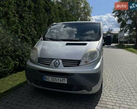 Серый Рено Трафик, объемом двигателя 2 л и пробегом 254 тыс. км за 10900 $, фото 5 на Automoto.ua