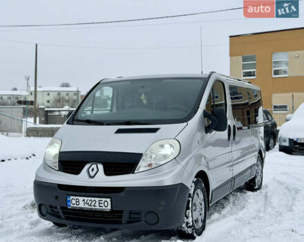 Серый Рено Трафик, объемом двигателя 2.5 л и пробегом 329 тыс. км за 11000 $, фото 1 на Automoto.ua