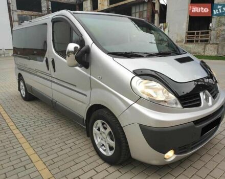 Серый Рено Трафик, объемом двигателя 2.5 л и пробегом 303 тыс. км за 12600 $, фото 16 на Automoto.ua