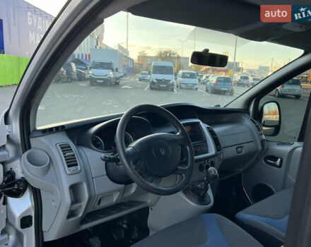 Серый Рено Трафик, объемом двигателя 2 л и пробегом 268 тыс. км за 14200 $, фото 47 на Automoto.ua