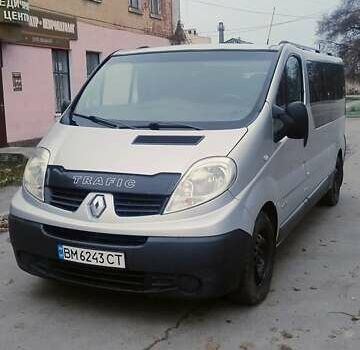 Серый Рено Трафик, объемом двигателя 2 л и пробегом 390 тыс. км за 11500 $, фото 1 на Automoto.ua