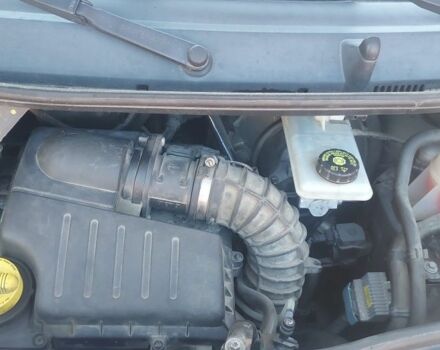 Серый Рено Трафик, объемом двигателя 2 л и пробегом 265 тыс. км за 10600 $, фото 4 на Automoto.ua